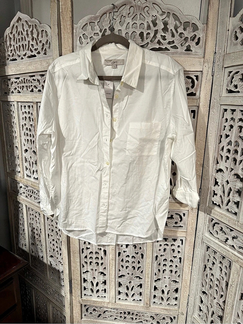 LOFT Button Down Shirt in White Size Large NWT